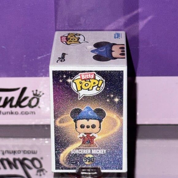 Funko: Sorcerer Mickey #990 Bitty Pop! from Disney Mickey & Friends Series - Picture 4 of 9